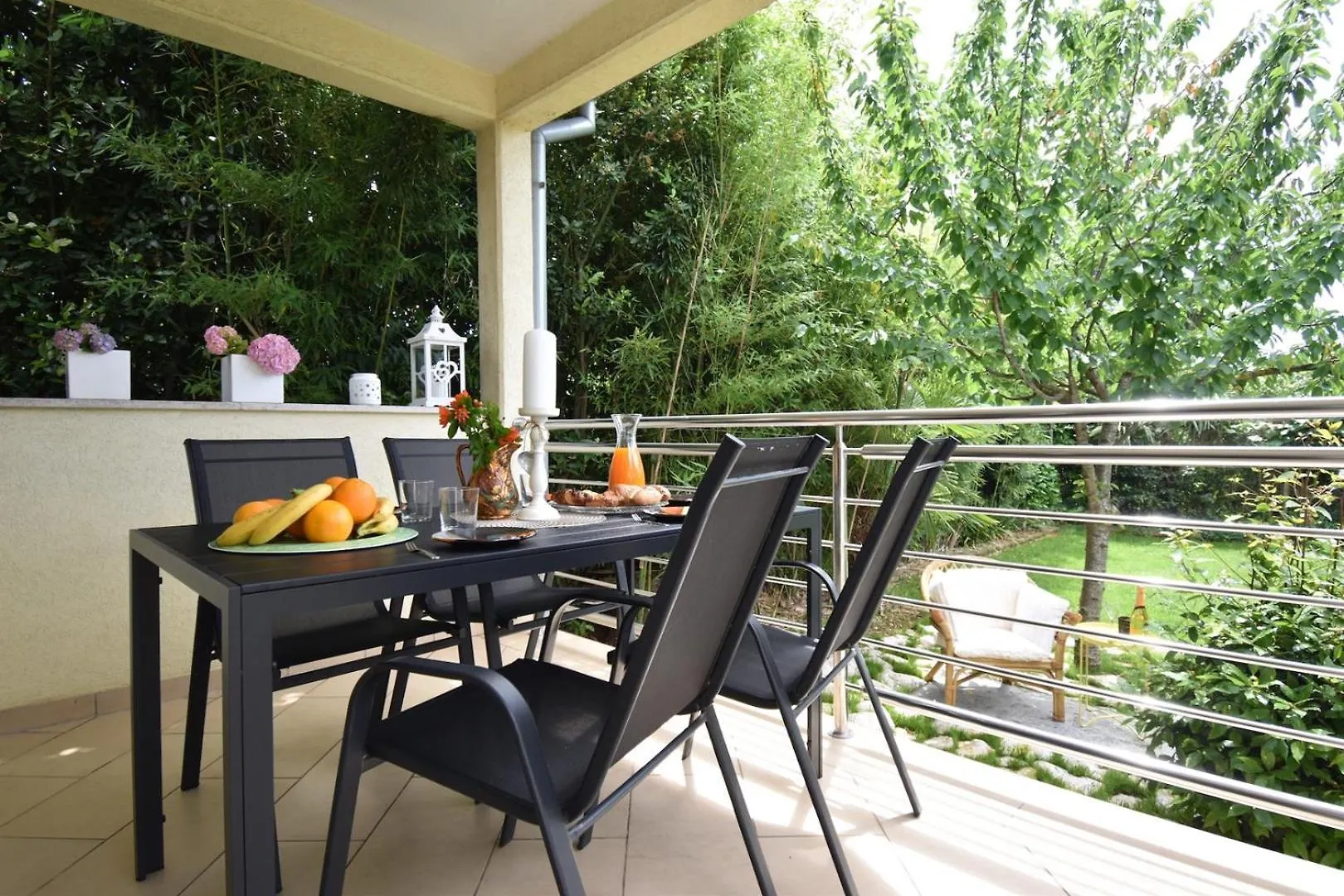 펜션 Holiday House With Garden 